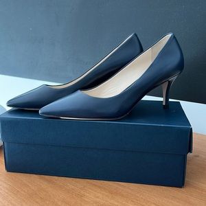 Cole Haan leather pumps- blue